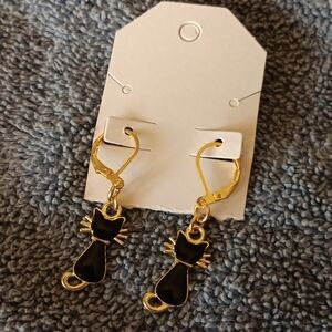 18k Gold Kitty Earrings